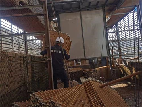 水箱在閉式冷卻循環(huán)系統(tǒng)中的作用(閉式冷卻塔下還需