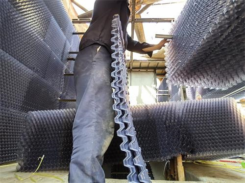 哪些因素會影響閉式冷卻塔的價格？(什么行業(yè)需要閉式